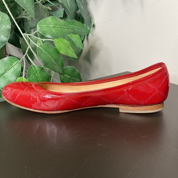 LONGCHAMP Ladies Lipstick Red Patent Leather Ballet Flats Size 38.5 US 7.5 - Picture 9 of 16